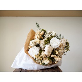 bouquet de roses blanches stabilisées