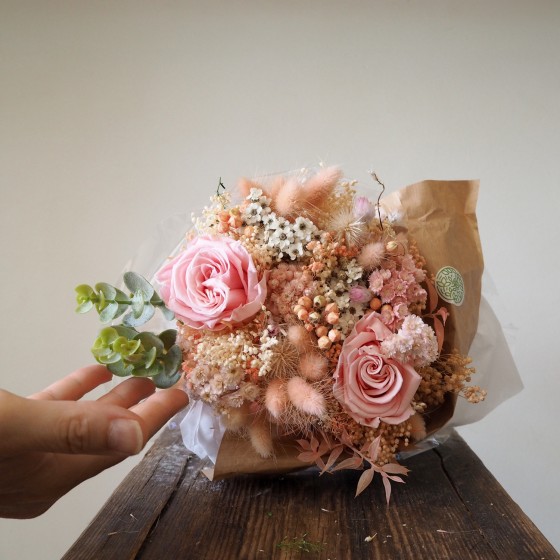 Bouquet de fleurs séchées rose – composition florale élégante Deco-Vegetale