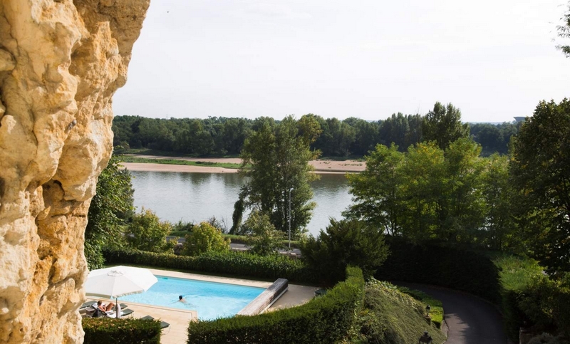 Vue extérieure de l’hôtel Les Hautes Roches