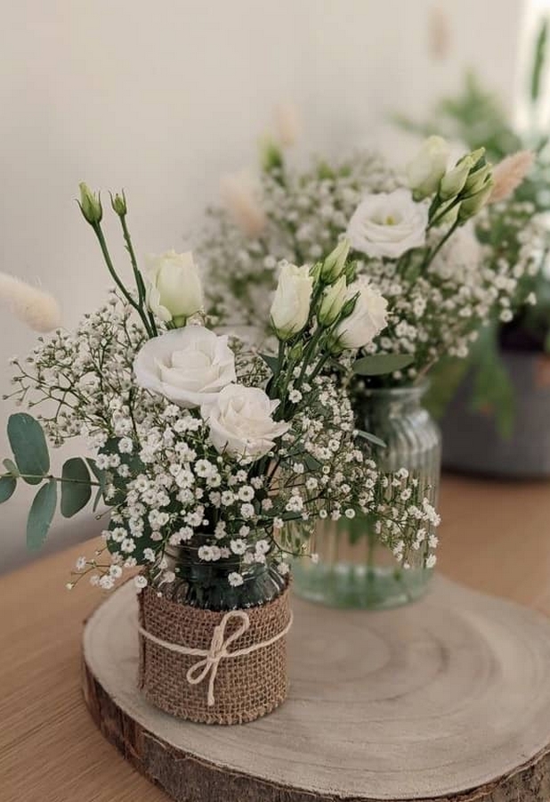 compositions de table en fleurs stabilisées delicates blanches